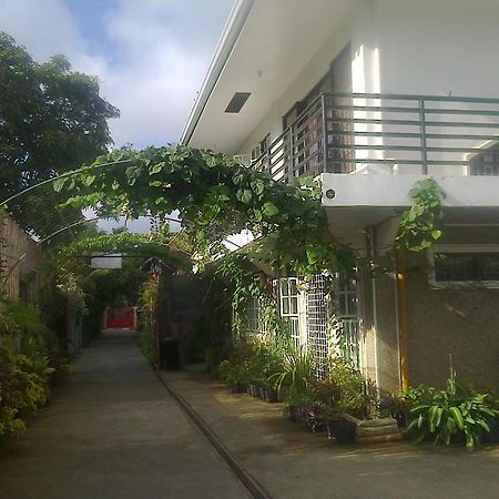 Charm Guest House Puerto Princesa Exterior photo