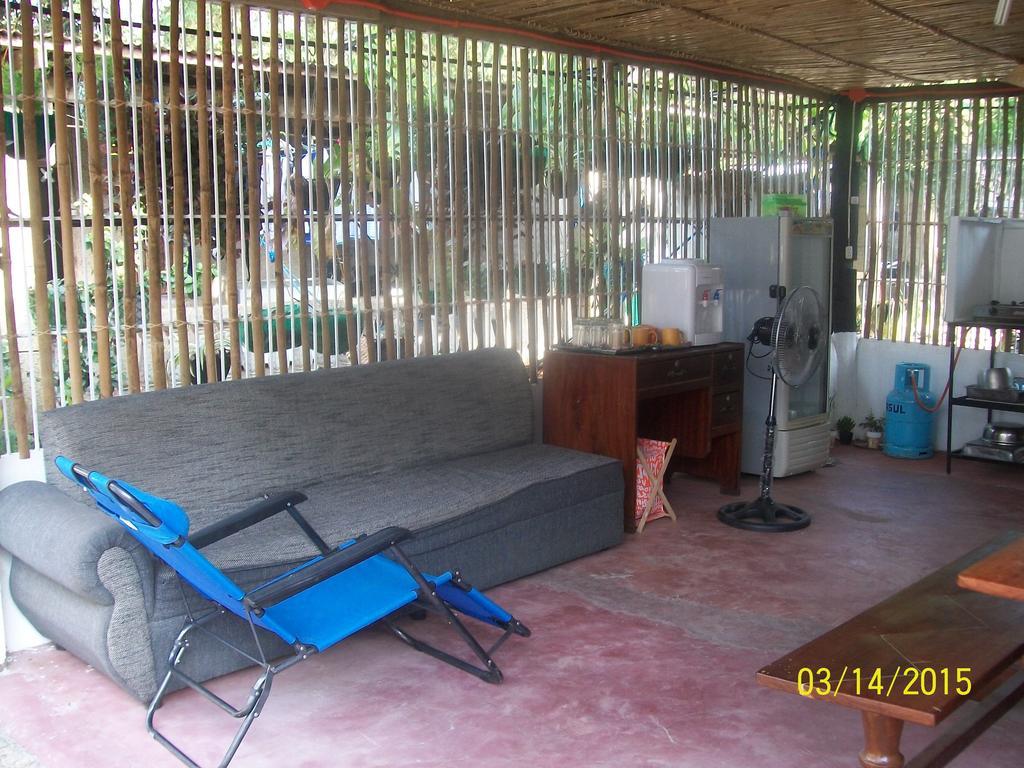Charm Guest House Puerto Princesa Exterior photo
