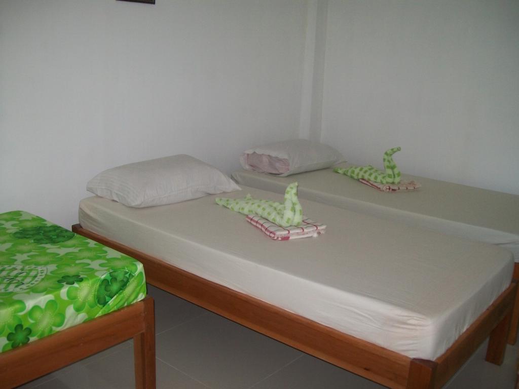 Charm Guest House Puerto Princesa Room photo