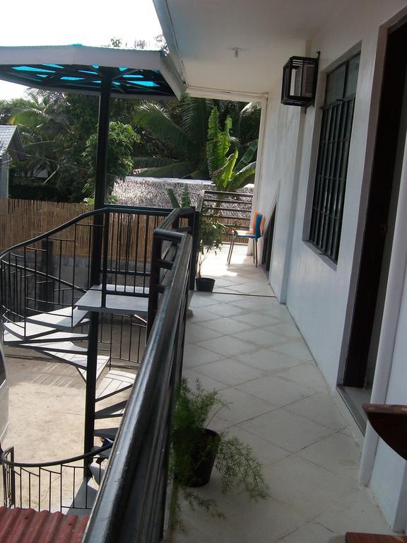 Charm Guest House Puerto Princesa Exterior photo