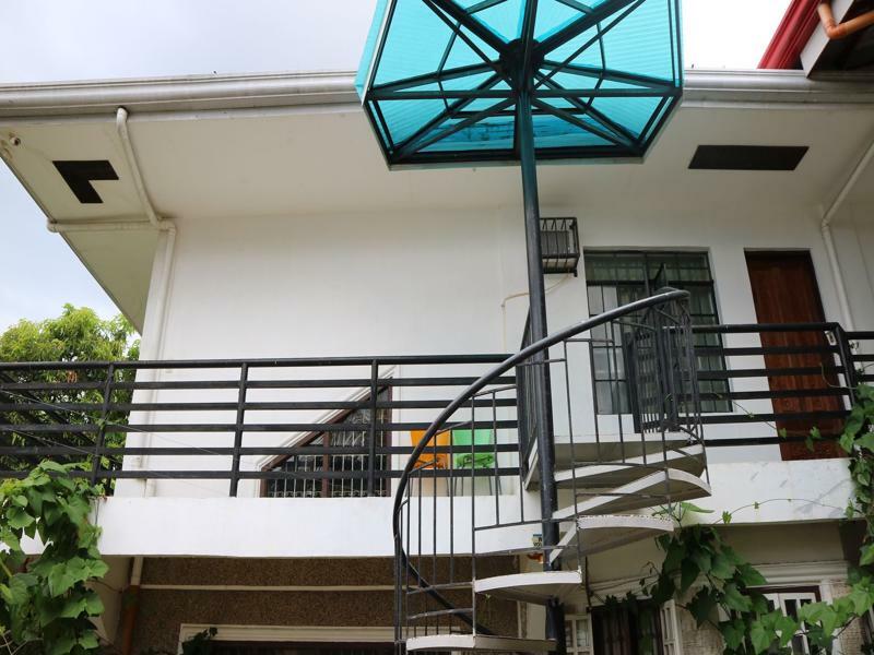 Charm Guest House Puerto Princesa Exterior photo