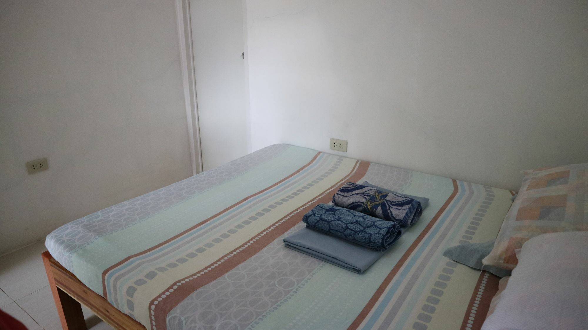Charm Guest House Puerto Princesa Exterior photo